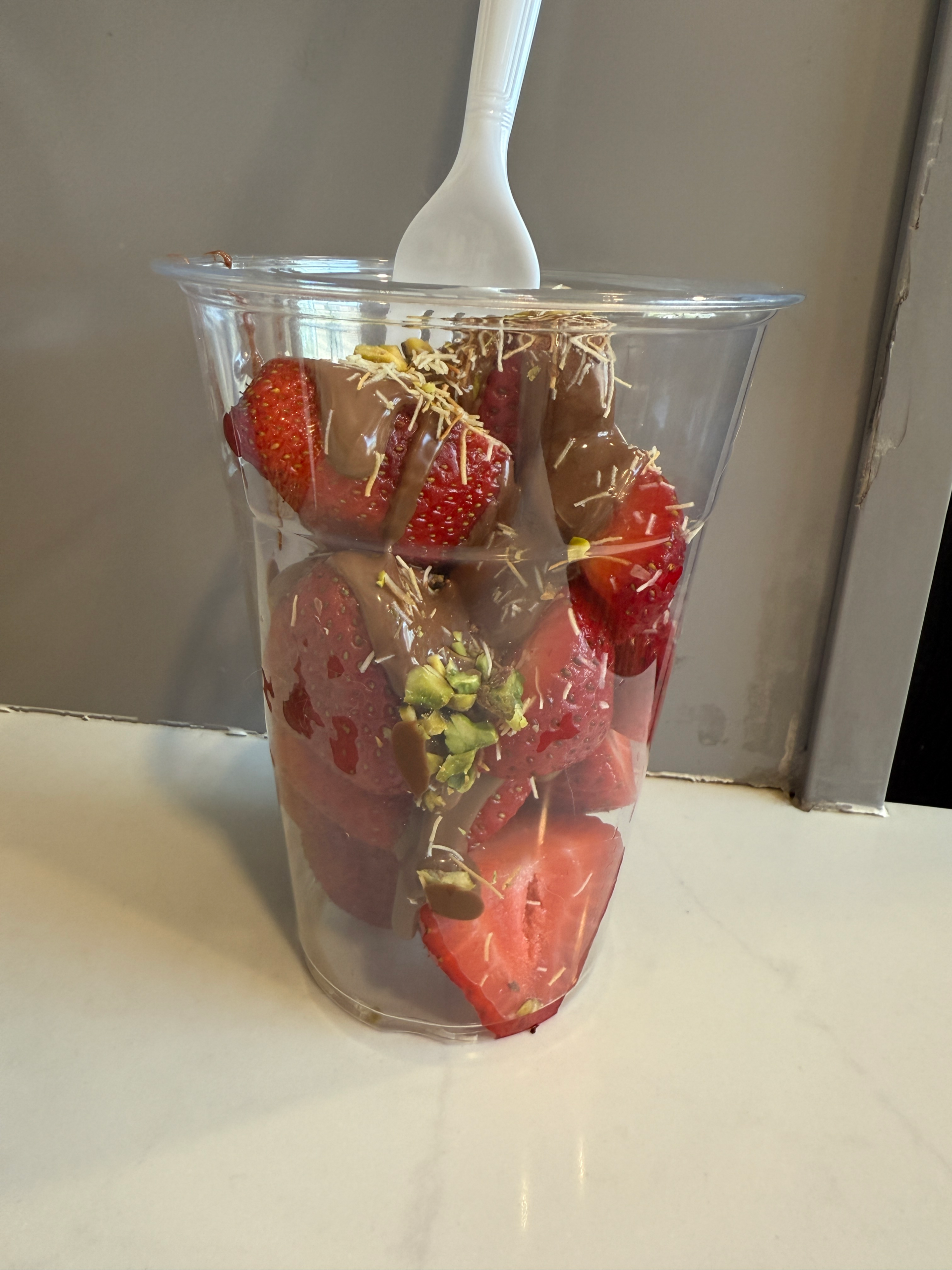 DIY Dubai Chocolate Strawberries
